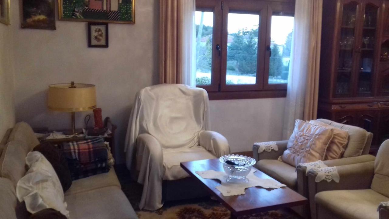 Villa Con Piscina En Panton Ribeira Sacra Galicia Ideal Para Familias Pokoj fotografie